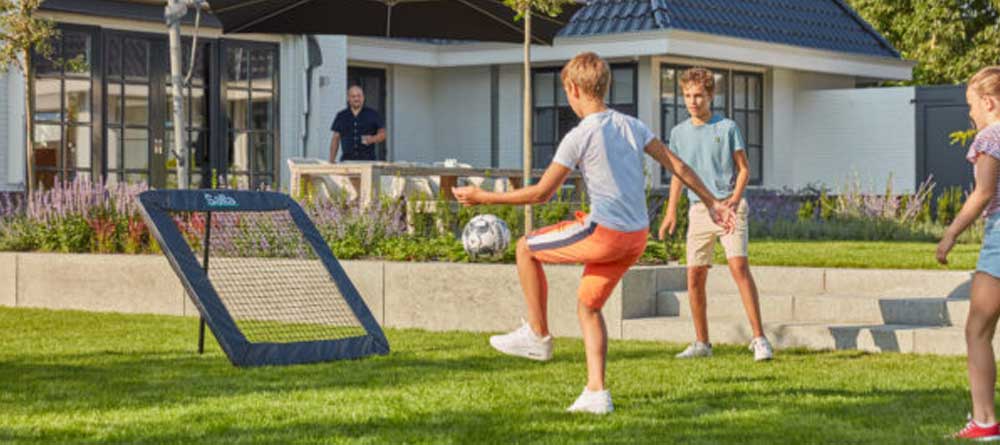 Fußball Rebounder für Training alleine - aber auch gemeinsam - Ratgeber spiel-preis.de