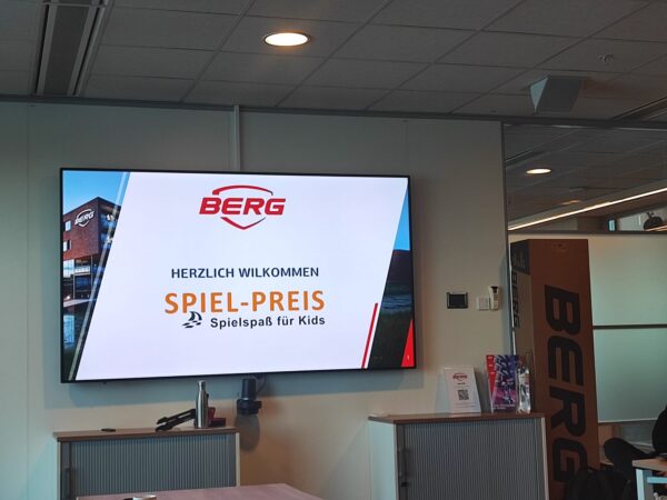 SPIEL-PREIS besucht BERG TOYS in Ede Niederlande 2023